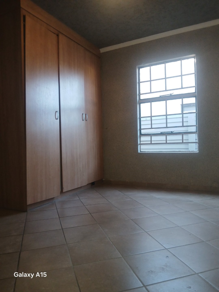 3 Bedroom Property for Sale in Andeon Gauteng