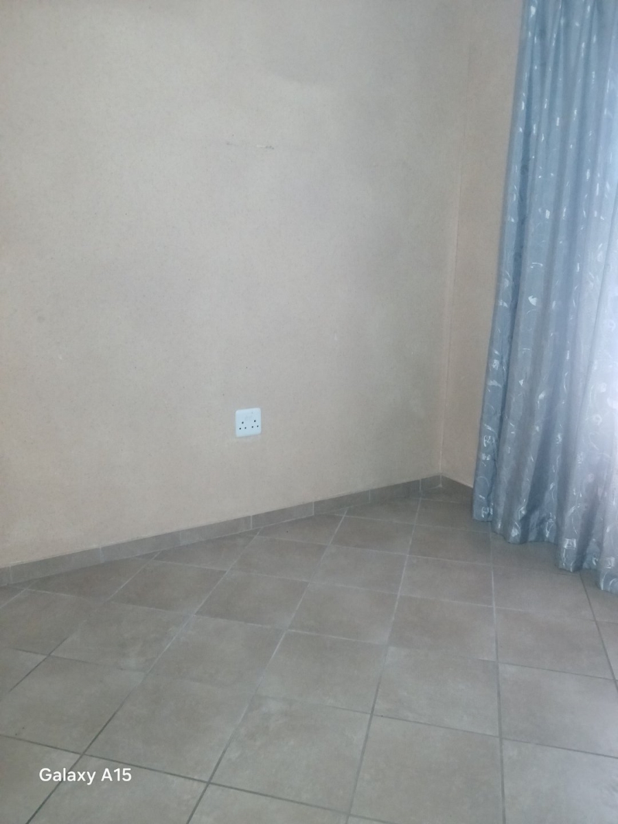 3 Bedroom Property for Sale in Andeon Gauteng
