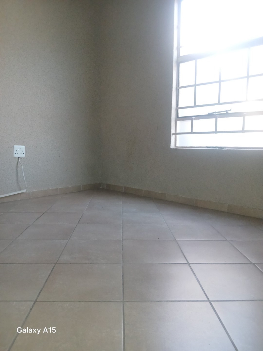 3 Bedroom Property for Sale in Andeon Gauteng