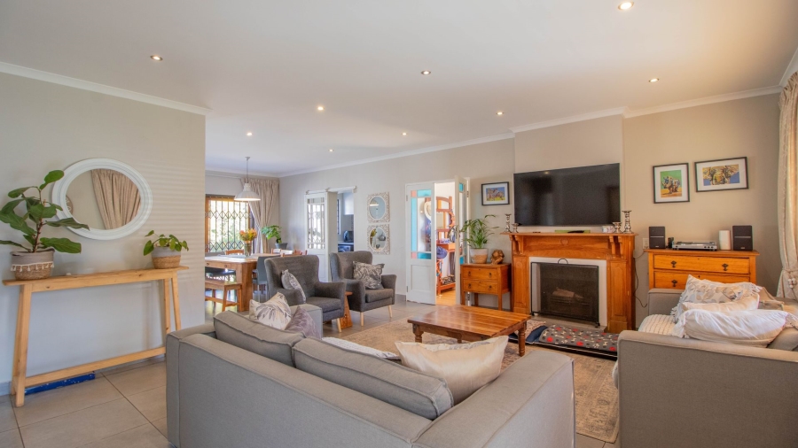 4 Bedroom Property for Sale in Highway Gardens Gauteng