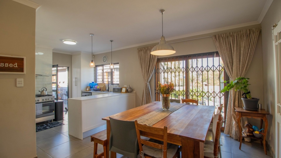 4 Bedroom Property for Sale in Highway Gardens Gauteng