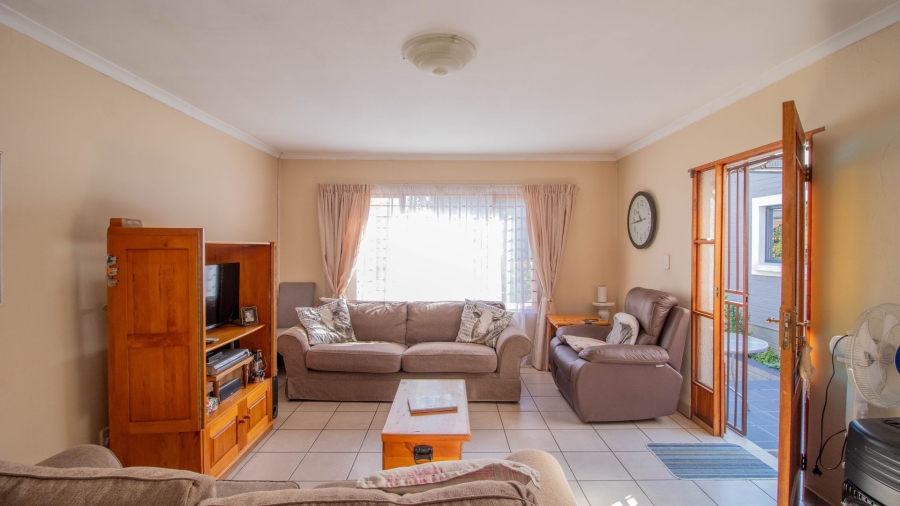 4 Bedroom Property for Sale in Highway Gardens Gauteng
