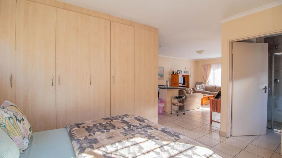 4 Bedroom Property for Sale in Highway Gardens Gauteng