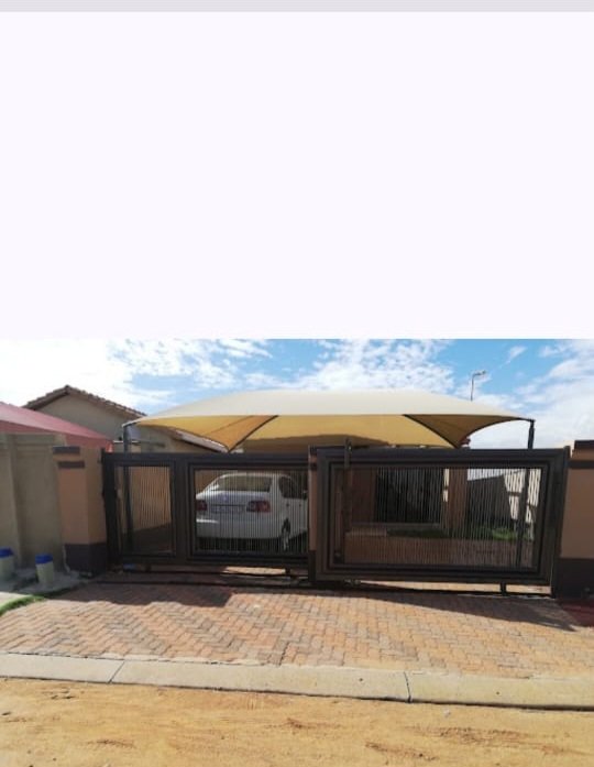 To Let 3 Bedroom Property for Rent in Windmill Park Gauteng