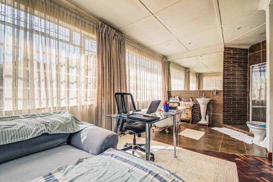 2 Bedroom Property for Sale in Kensington Gauteng