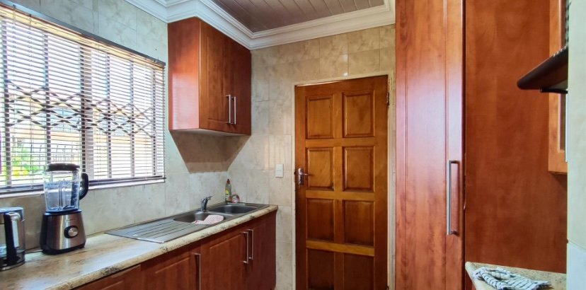 3 Bedroom Property for Sale in Mapleton A H Gauteng