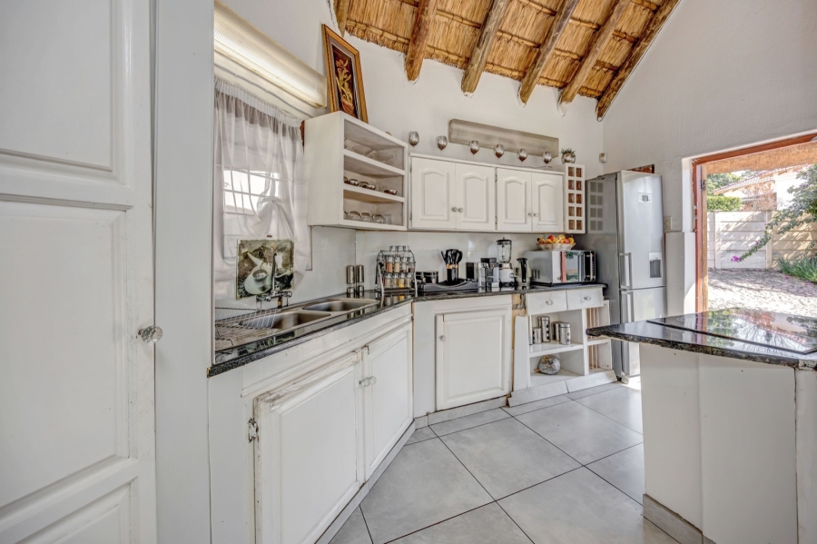 2 Bedroom Property for Sale in Witkoppen Gauteng