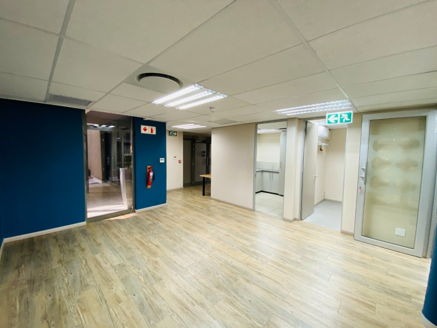 To Let commercial Property for Rent in Nieuw Muckleneuk Gauteng