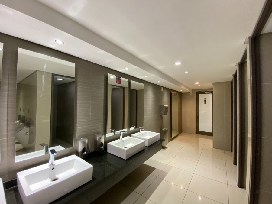 To Let commercial Property for Rent in Nieuw Muckleneuk Gauteng