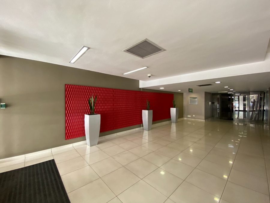 To Let commercial Property for Rent in Nieuw Muckleneuk Gauteng