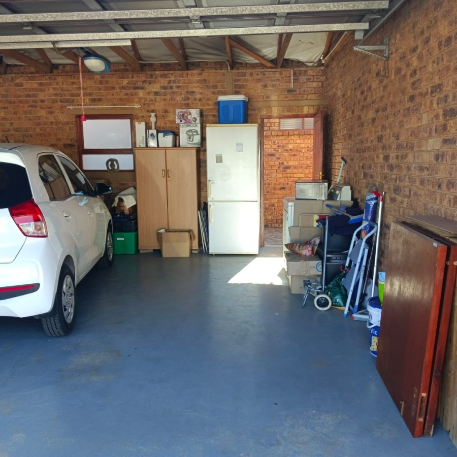 3 Bedroom Property for Sale in Bartlett Gauteng