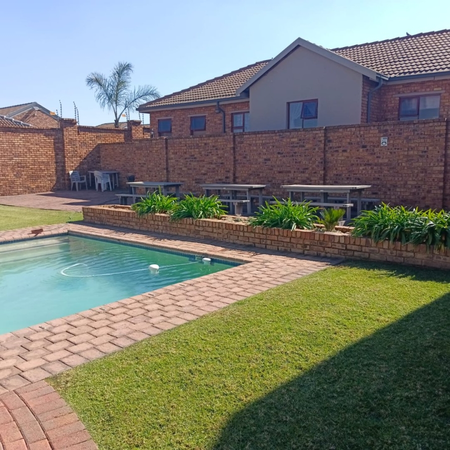 3 Bedroom Property for Sale in Bartlett Gauteng