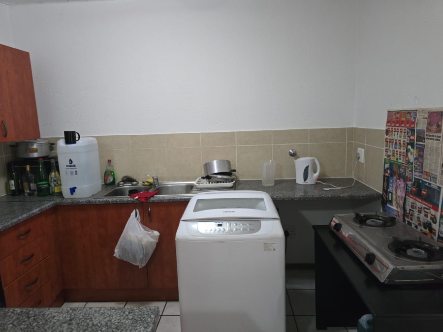 2 Bedroom Property for Sale in Comet Gauteng