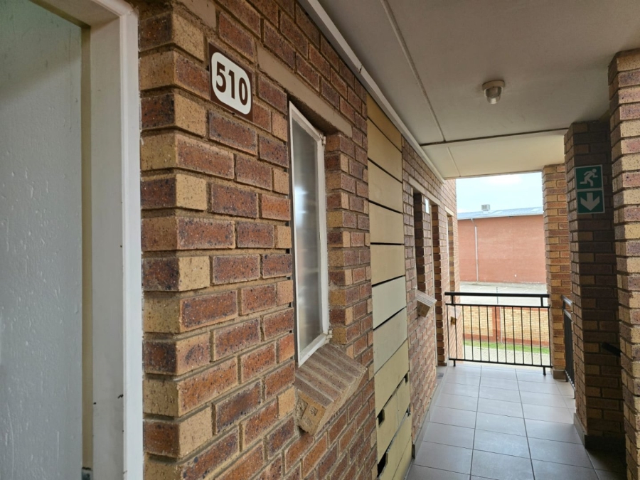 2 Bedroom Property for Sale in Comet Gauteng