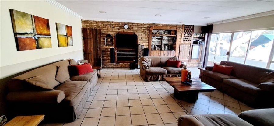 5 Bedroom Property for Sale in Libradene Gauteng