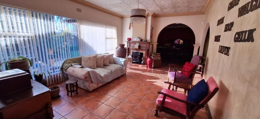 5 Bedroom Property for Sale in Libradene Gauteng