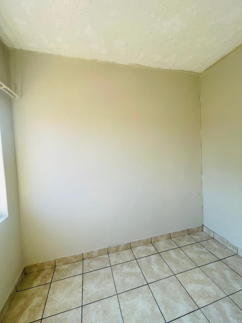 To Let 1 Bedroom Property for Rent in Kempton Park Central Gauteng