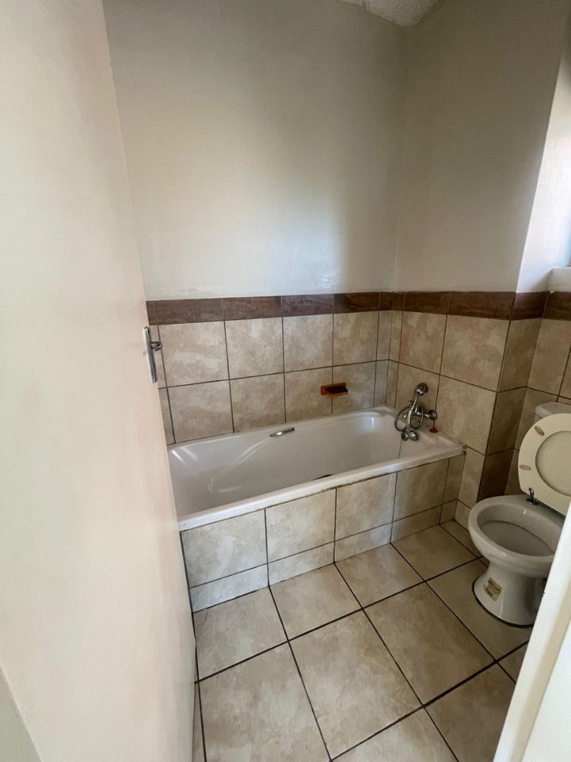 To Let 1 Bedroom Property for Rent in Kempton Park Central Gauteng
