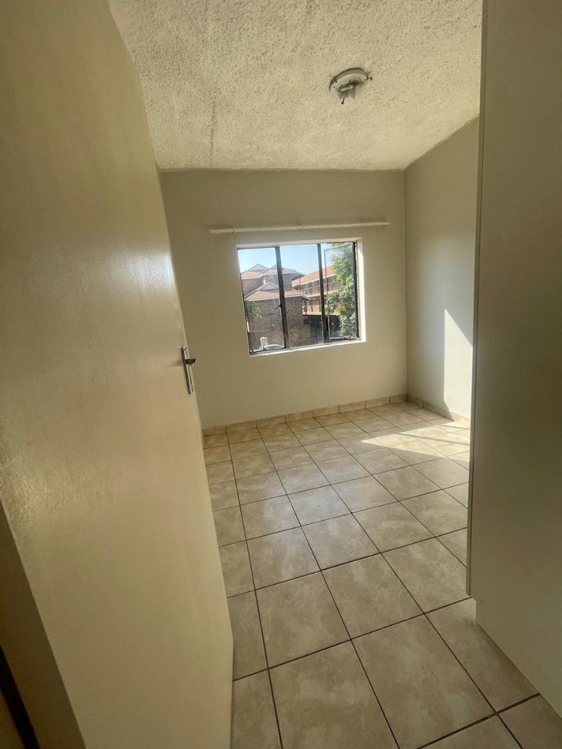 To Let 1 Bedroom Property for Rent in Kempton Park Central Gauteng