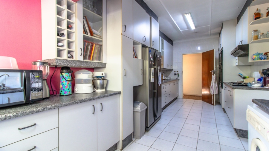 4 Bedroom Property for Sale in Winchester Hills Gauteng