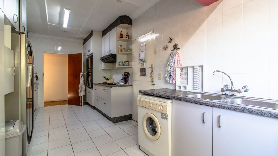 4 Bedroom Property for Sale in Winchester Hills Gauteng