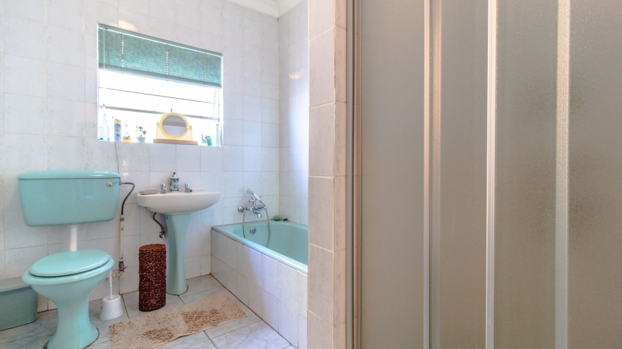 4 Bedroom Property for Sale in Winchester Hills Gauteng