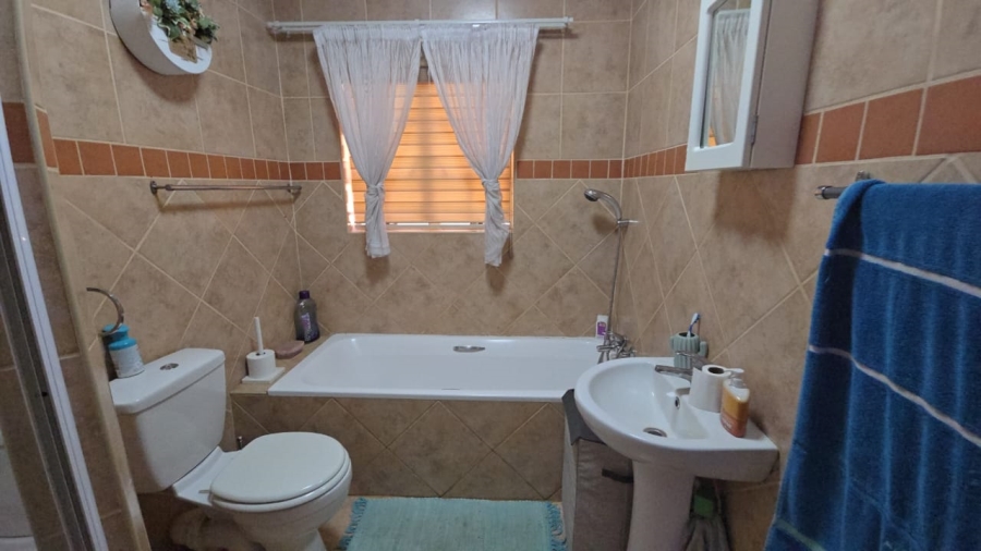 3 Bedroom Property for Sale in Doornpoort Gauteng