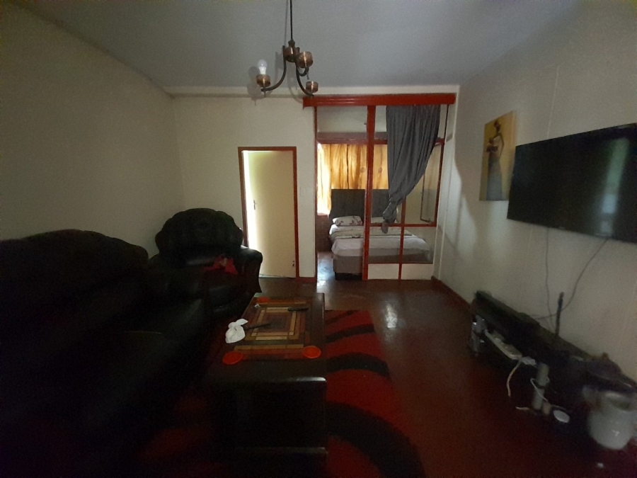 1 Bedroom Property for Sale in Pretoria Central Gauteng