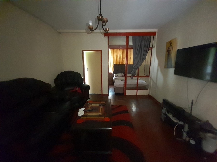 1 Bedroom Property for Sale in Pretoria Central Gauteng