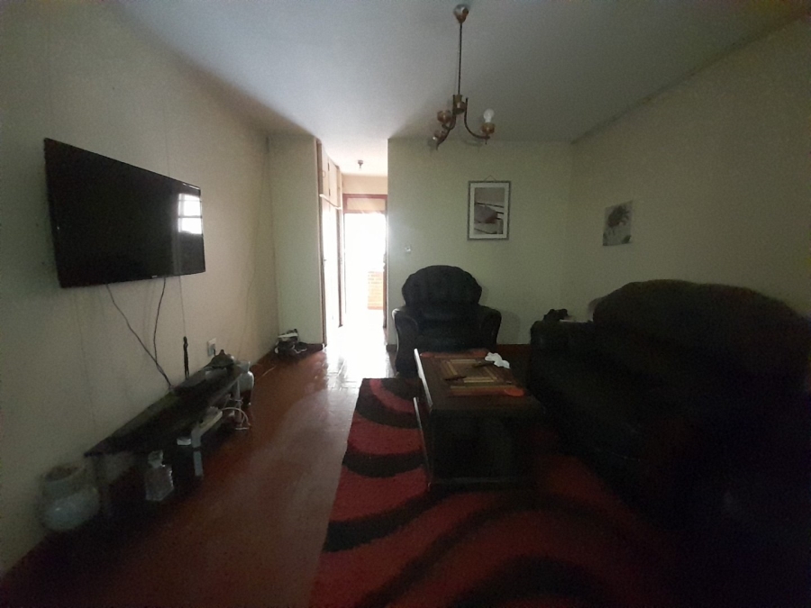 1 Bedroom Property for Sale in Pretoria Central Gauteng