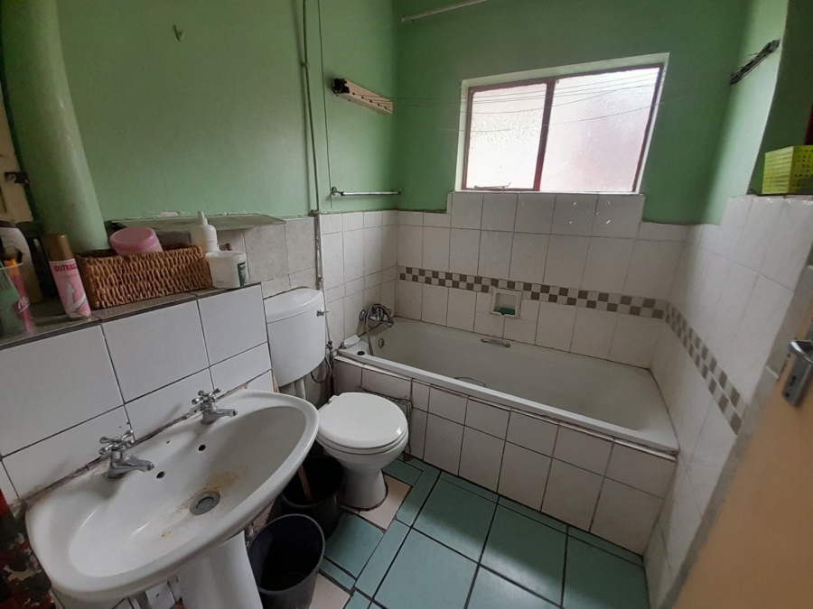 1 Bedroom Property for Sale in Pretoria Central Gauteng