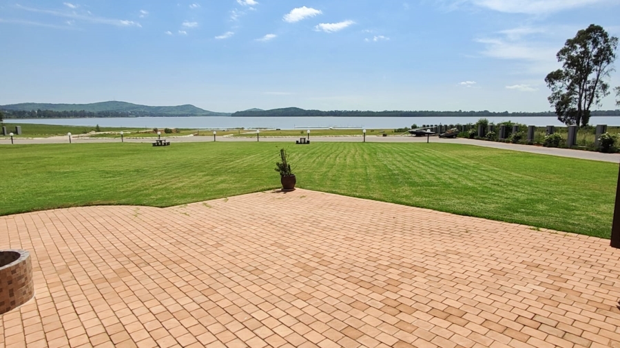 4 Bedroom Property for Sale in Vaal Marina Gauteng
