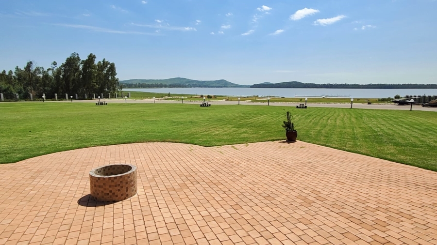 4 Bedroom Property for Sale in Vaal Marina Gauteng