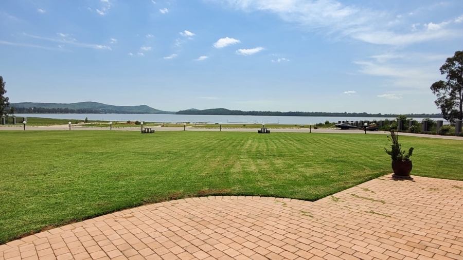 4 Bedroom Property for Sale in Vaal Marina Gauteng