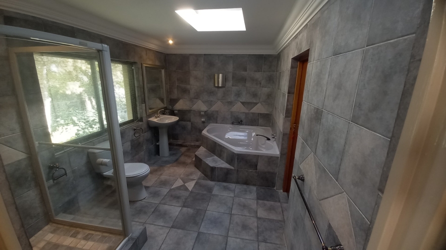 4 Bedroom Property for Sale in Bedfordview Gauteng