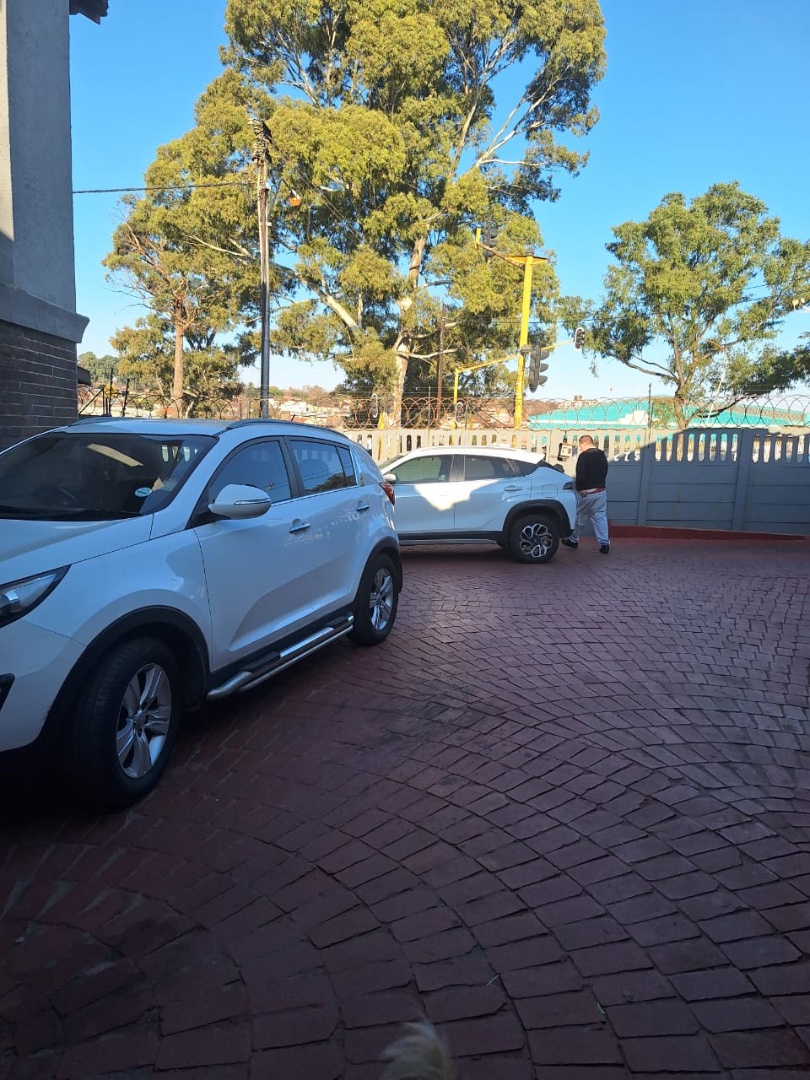 4 Bedroom Property for Sale in Southdale Gauteng