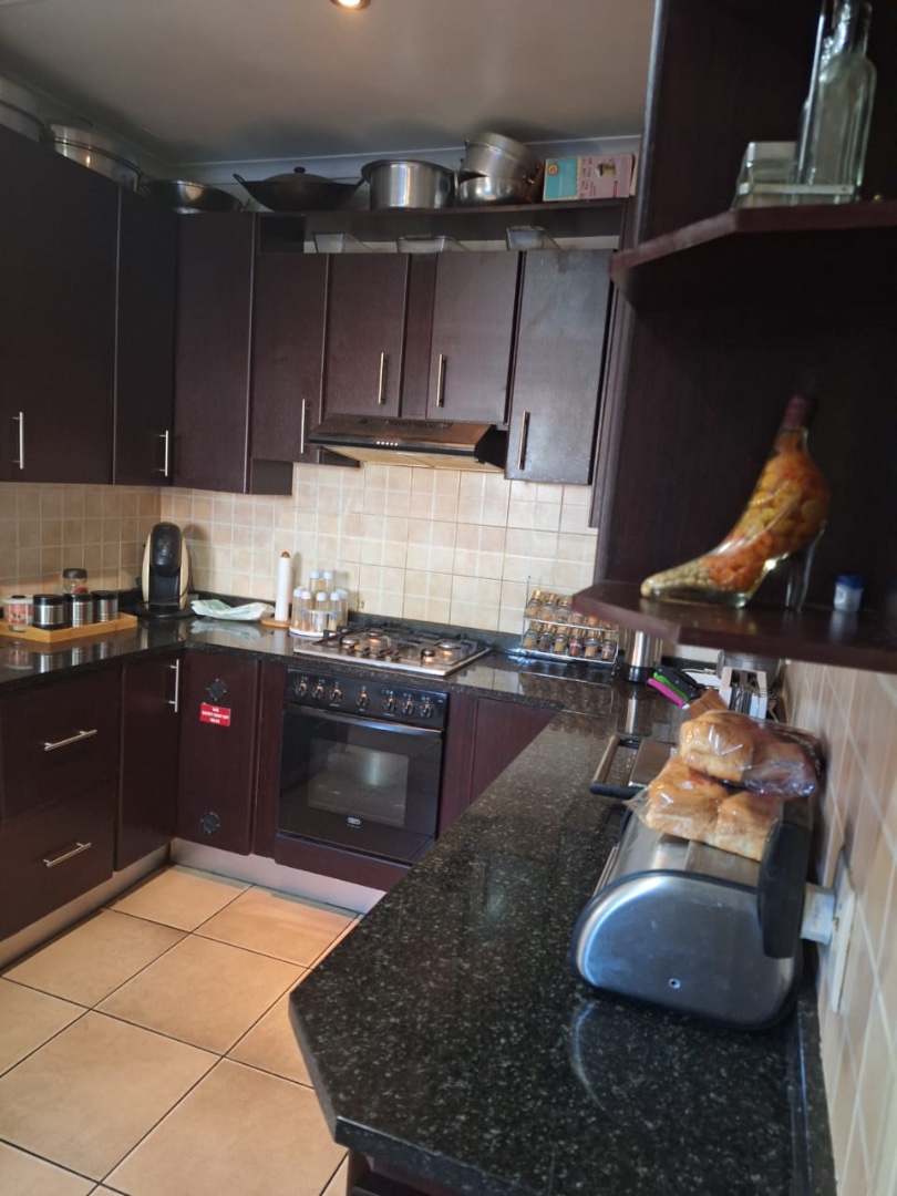 4 Bedroom Property for Sale in Southdale Gauteng