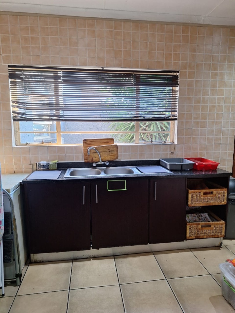 4 Bedroom Property for Sale in Southdale Gauteng