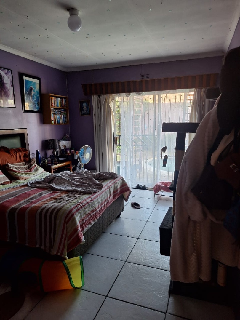 4 Bedroom Property for Sale in Southdale Gauteng