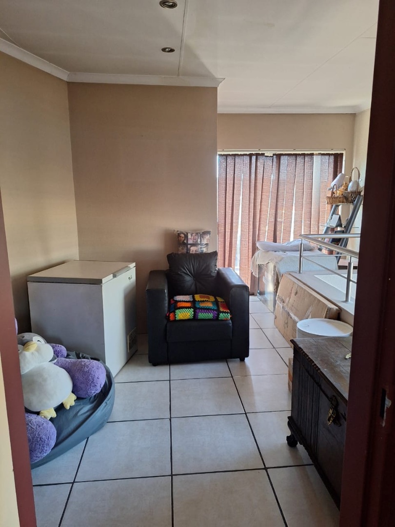 4 Bedroom Property for Sale in Southdale Gauteng