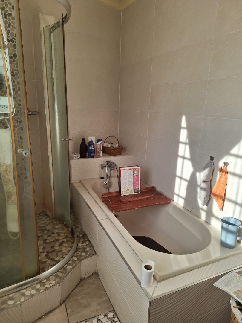 4 Bedroom Property for Sale in Southdale Gauteng