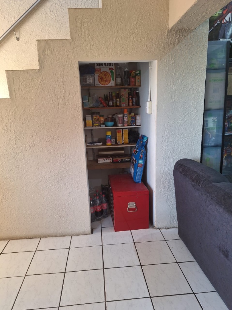 4 Bedroom Property for Sale in Southdale Gauteng