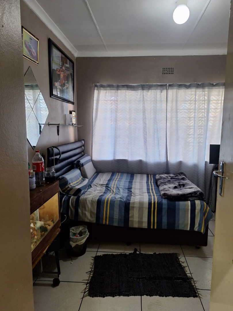 4 Bedroom Property for Sale in Southdale Gauteng
