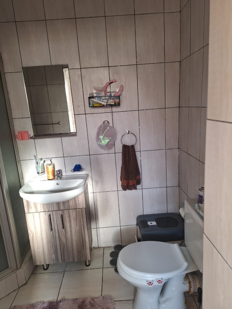 4 Bedroom Property for Sale in Southdale Gauteng