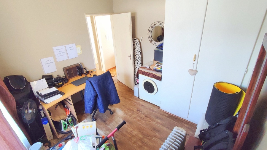 3 Bedroom Property for Sale in Rooihuiskraal North Gauteng