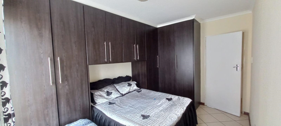 To Let 2 Bedroom Property for Rent in Castleview Gauteng
