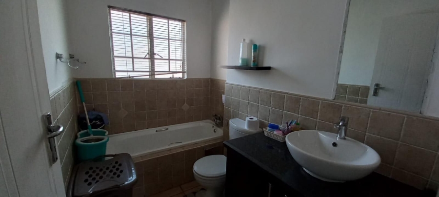 To Let 2 Bedroom Property for Rent in Castleview Gauteng