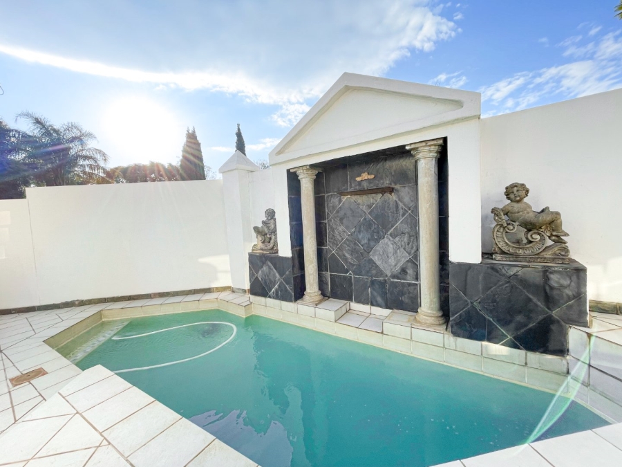 To Let 4 Bedroom Property for Rent in Halfway Gardens Gauteng