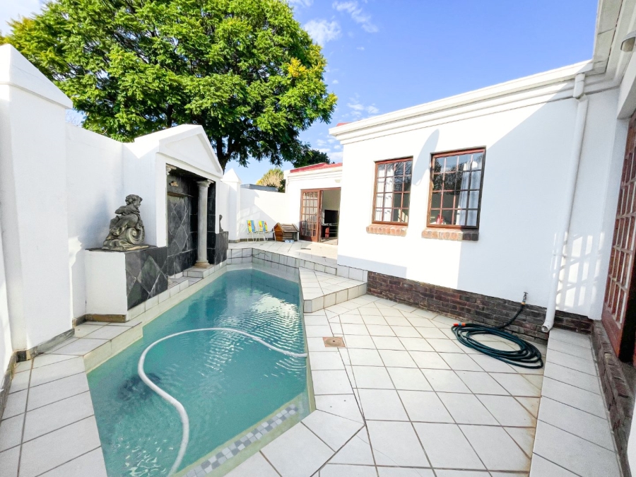 To Let 4 Bedroom Property for Rent in Halfway Gardens Gauteng
