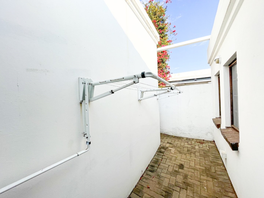 To Let 4 Bedroom Property for Rent in Halfway Gardens Gauteng